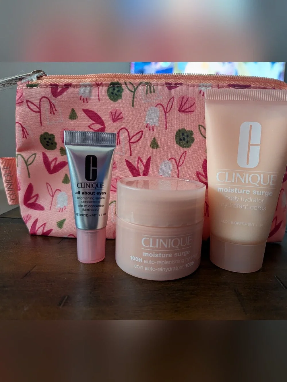 Clinique 4 Piece Skincare Bundle